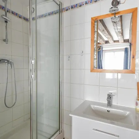 Apartment Luminous Flat In The Center Of - Welkeys